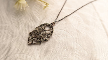 Silver Oxidized Pendant Chain Necklace