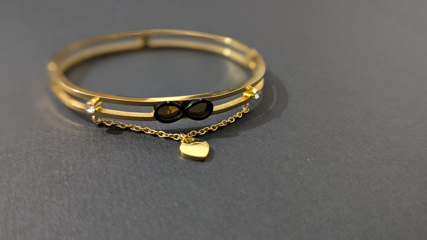 Gold Plated Anti Tarnish Infinity Love Bracelet